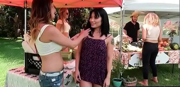  Farmers Market Sluts(Quinn Wilde & Rina Ellis) 01 mov-04